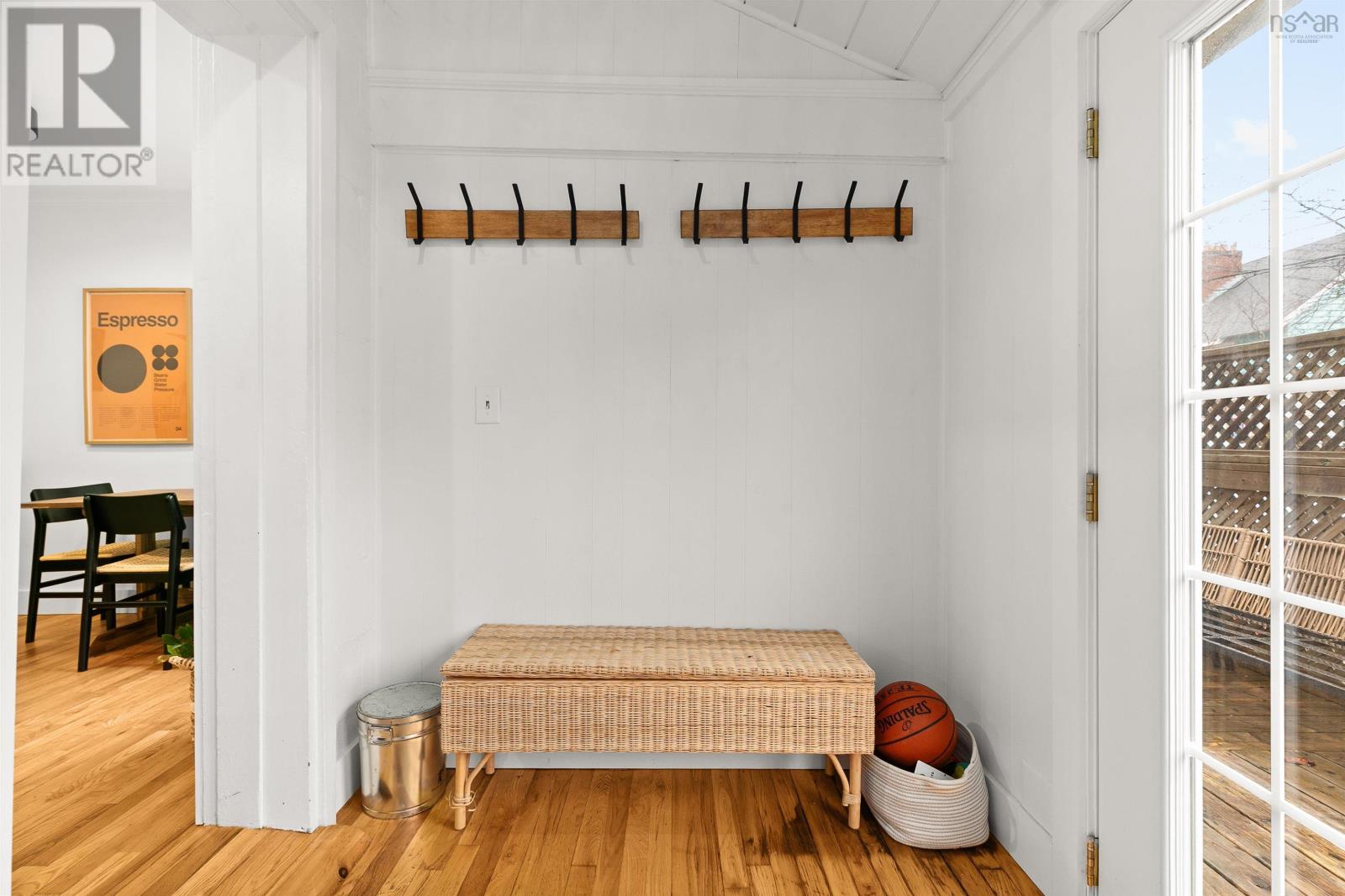 Property 21 of 38 of 5533 Stairs Place