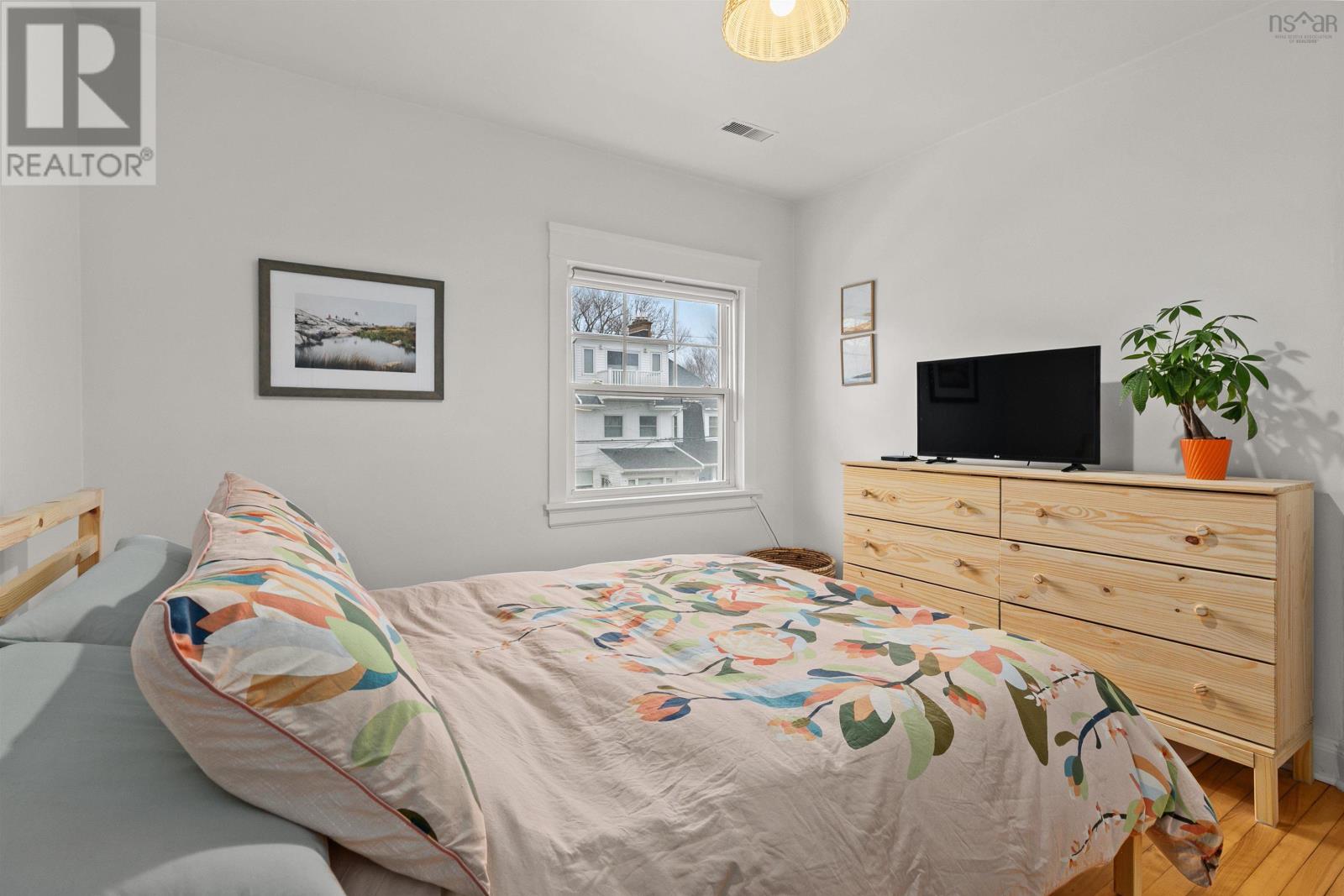 Property 24 of 38 of 5533 Stairs Place