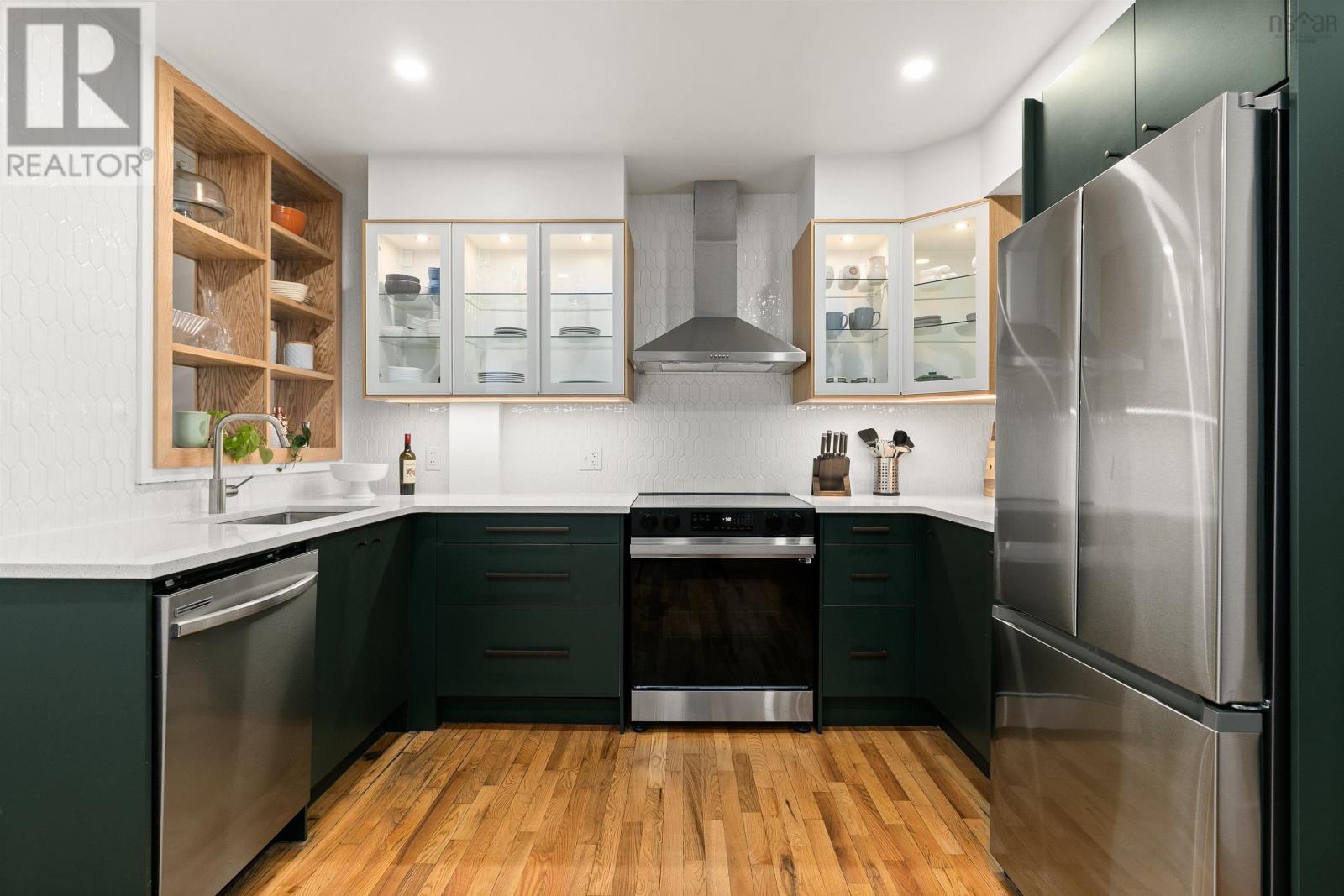 Property 11 of 38 of 5533 Stairs Place