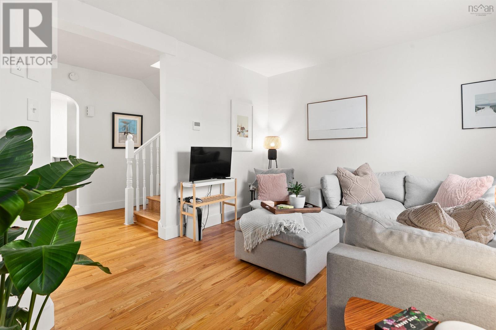 Property 6 of 38 of 5533 Stairs Place