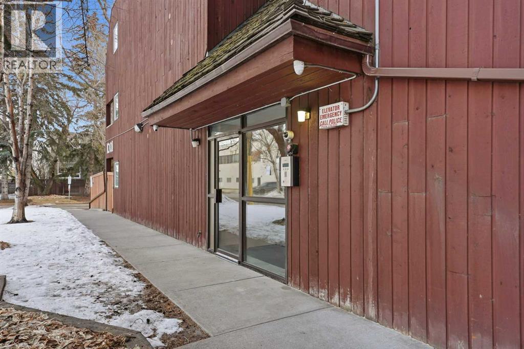 Single Family House for Sale in    Avenue SW Kelvin Grove Calgary 