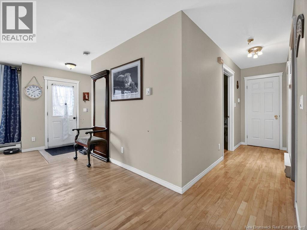24 MCCLELAN AVENUE - 16