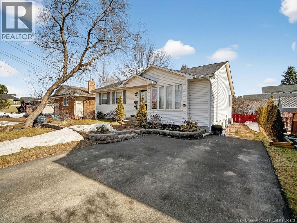 24 MCCLELAN AVENUE - 4