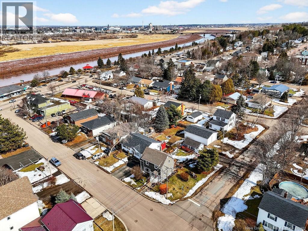 24 MCCLELAN AVENUE - 49
