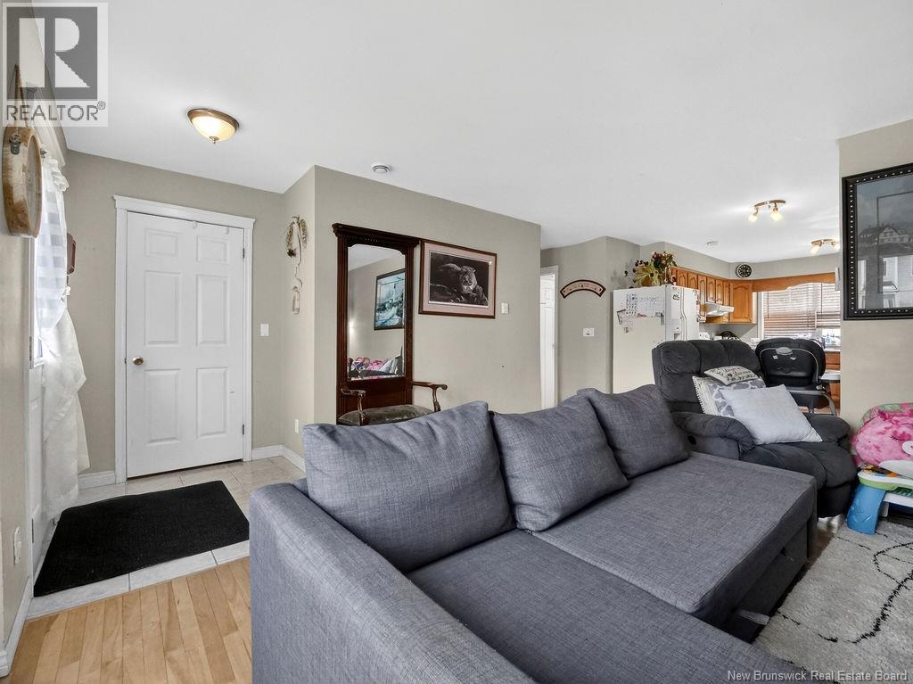 24 MCCLELAN AVENUE - 8