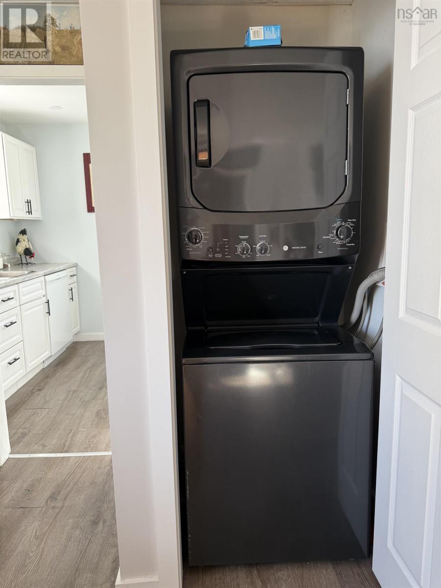 Property 21 of 37 of 49 High Street