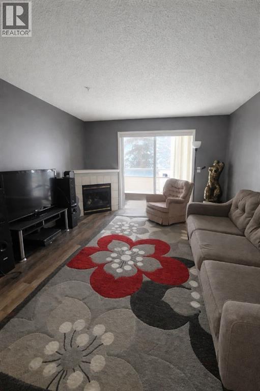 Single Family House for Sale in   Somervale Court SW Somerset Calgary 