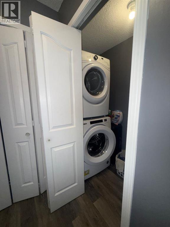 Single Family House for Sale in   Somervale Court SW Somerset Calgary 