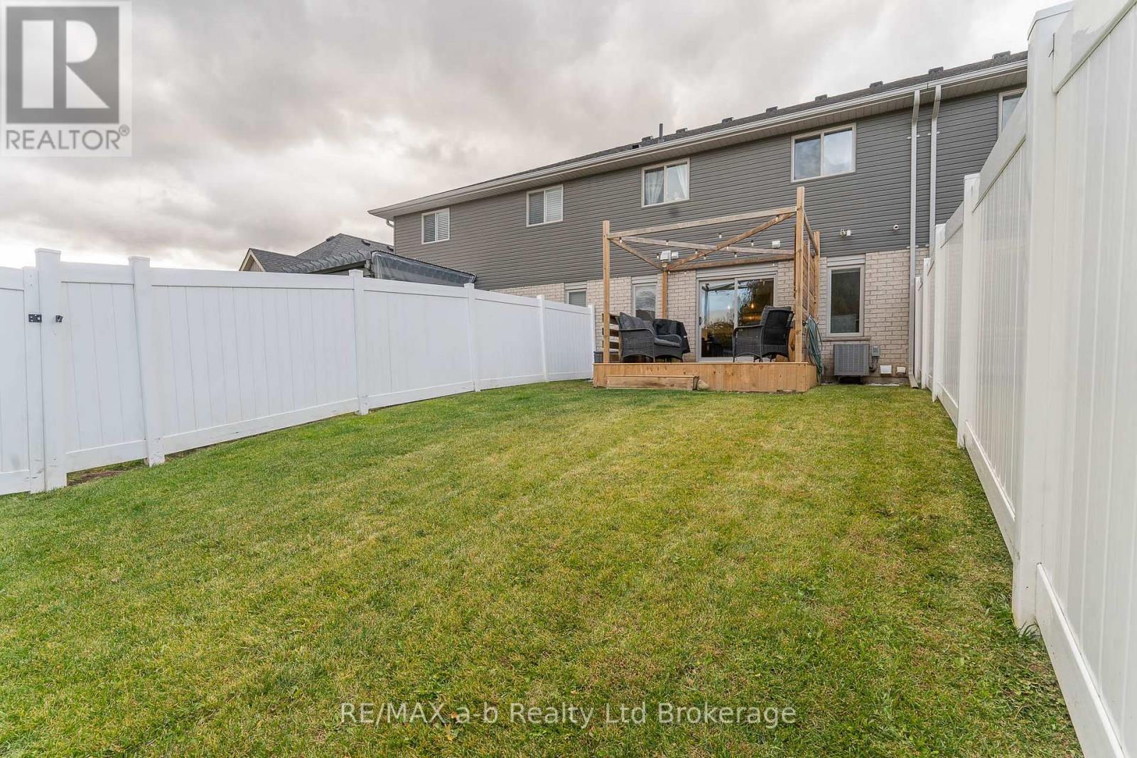3-bedroom home for sale at 109 DENRICH AVENUE, Tillsonburg ON · photo 26 of 36