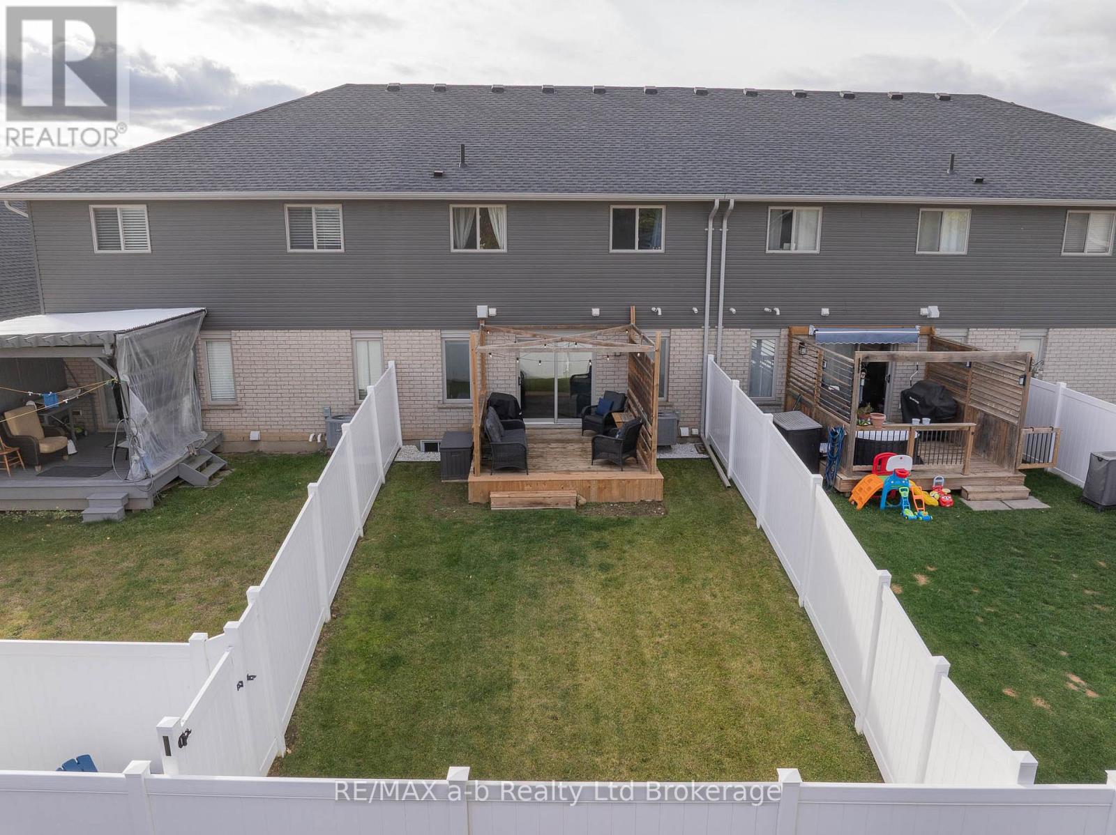 3-bedroom home for sale at 109 DENRICH AVENUE, Tillsonburg ON · photo 30 of 36
