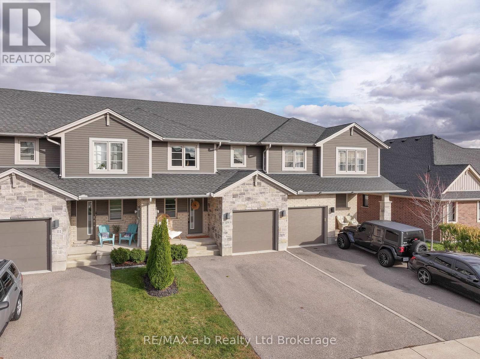 3-bedroom home for sale at 109 DENRICH AVENUE, Tillsonburg ON · photo 35 of 36