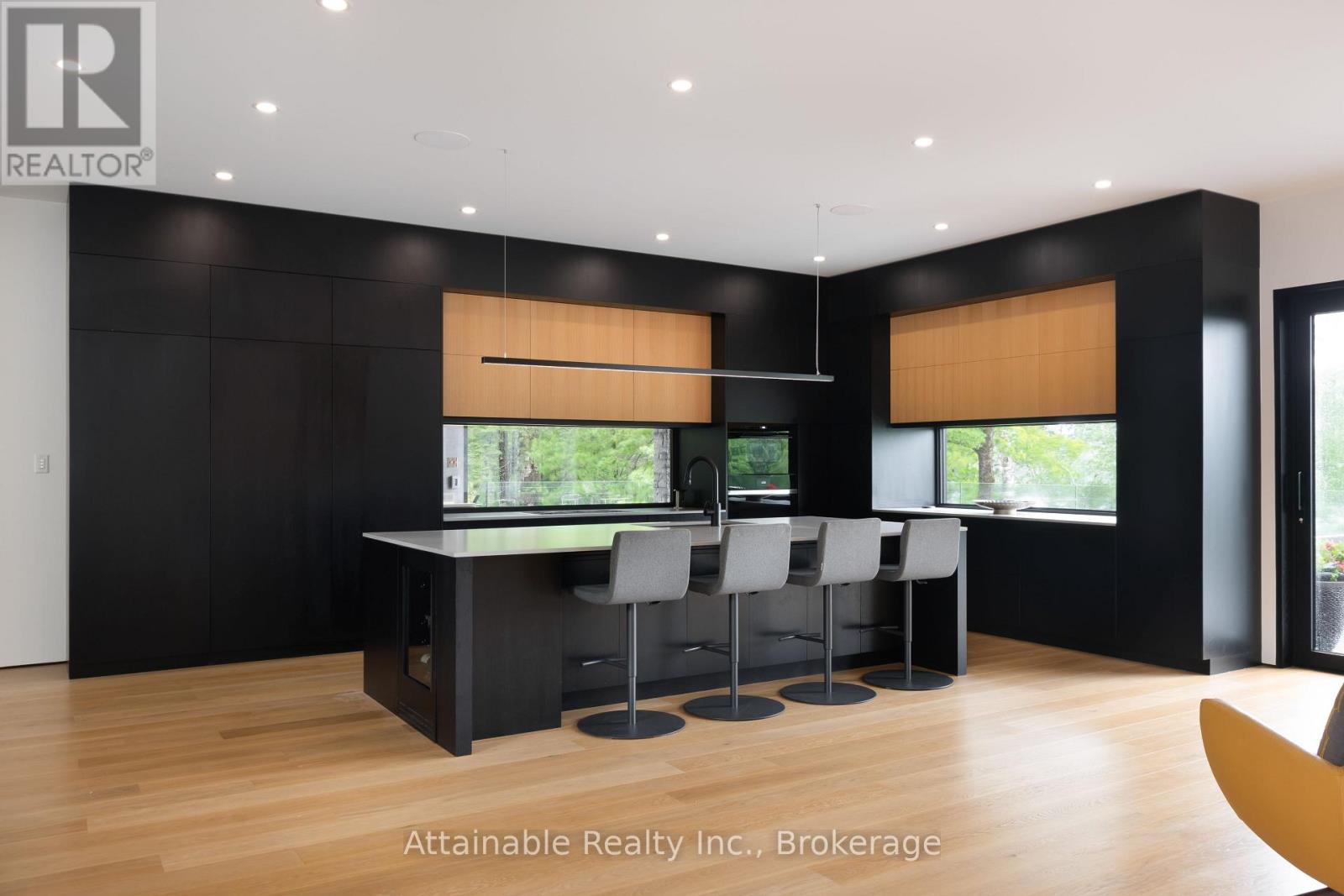 300 WEST BROWNS ROAD - 15