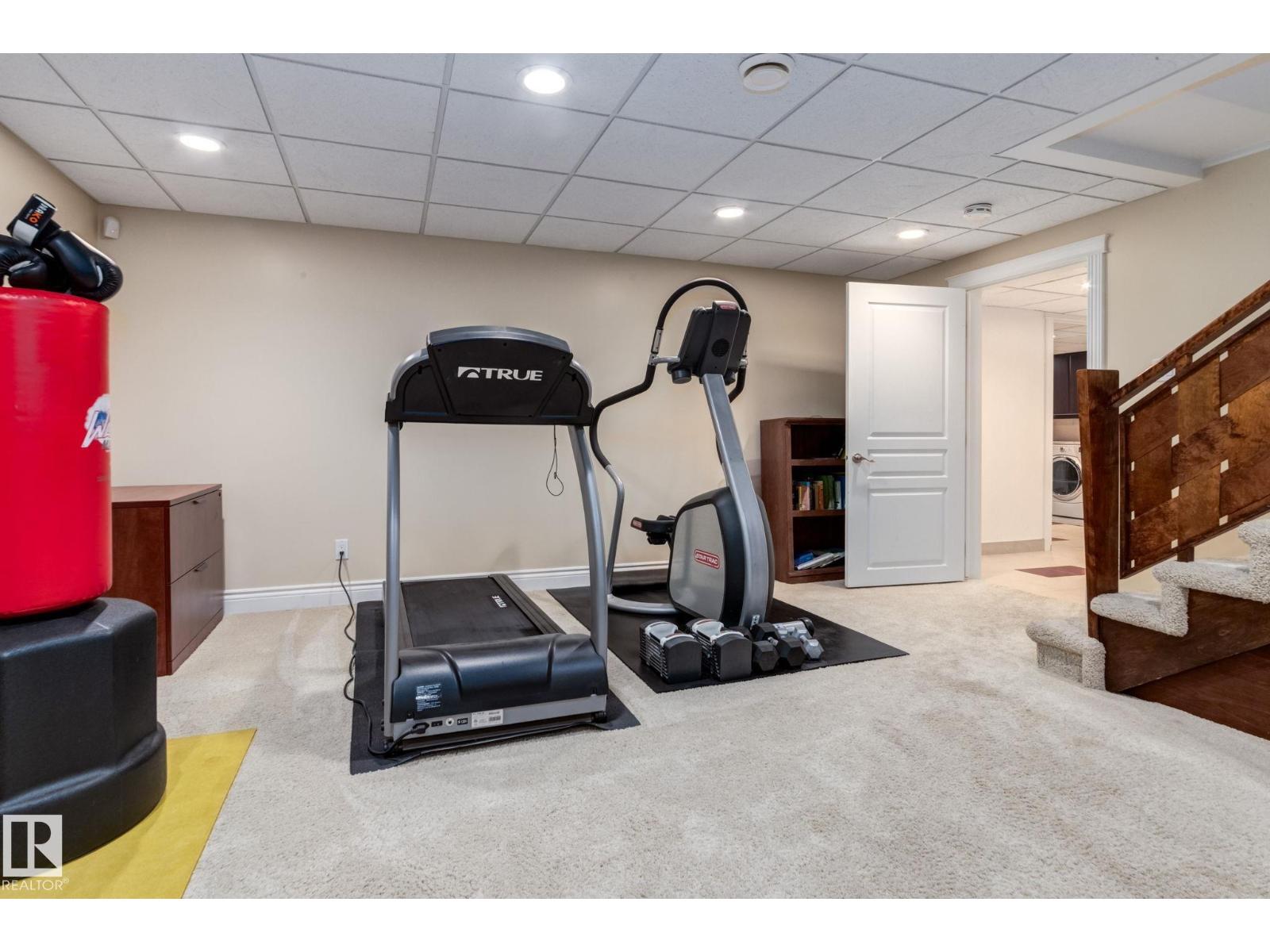 9728 141 ST NW - 33