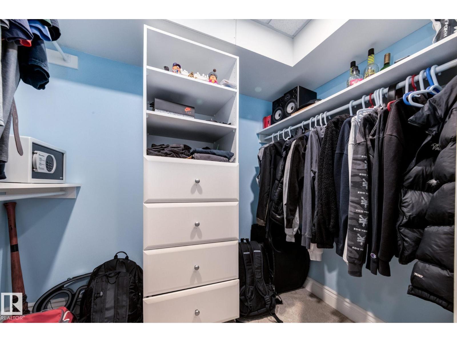 9728 141 ST NW - 38