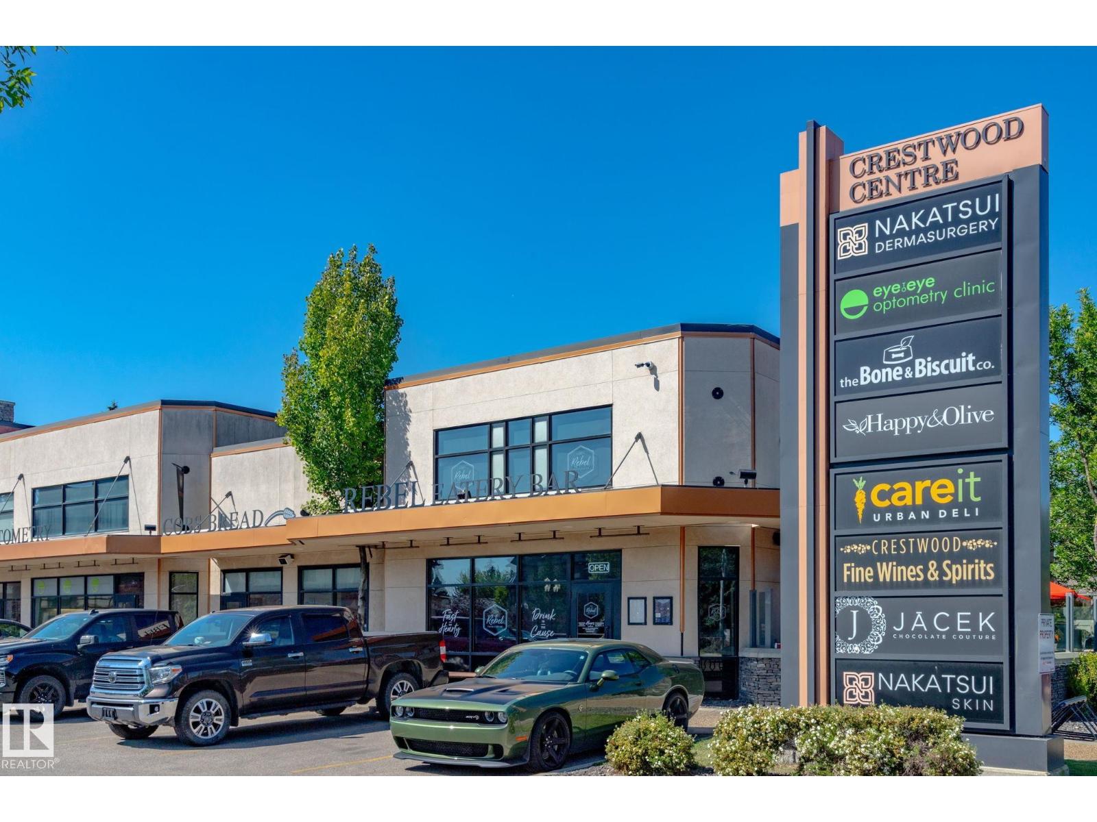 9728 141 ST NW - 51