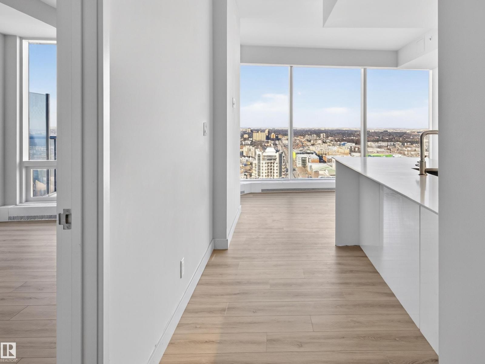 #2612 10360 102 ST NW - 14