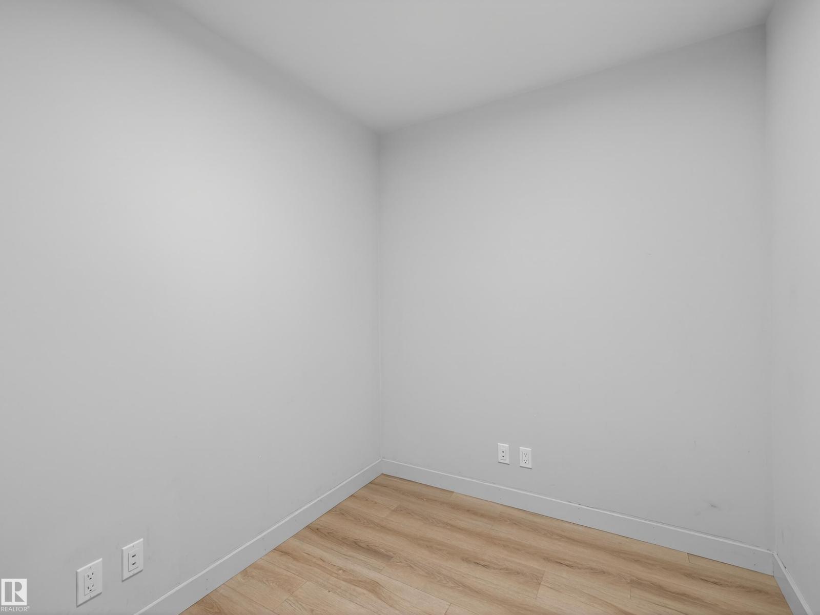 #2612 10360 102 ST NW - 18