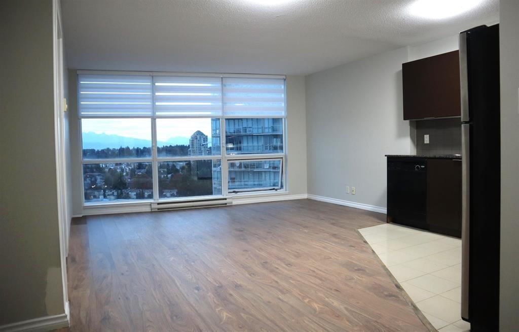 2206 13618 100 Avenue - photo 2