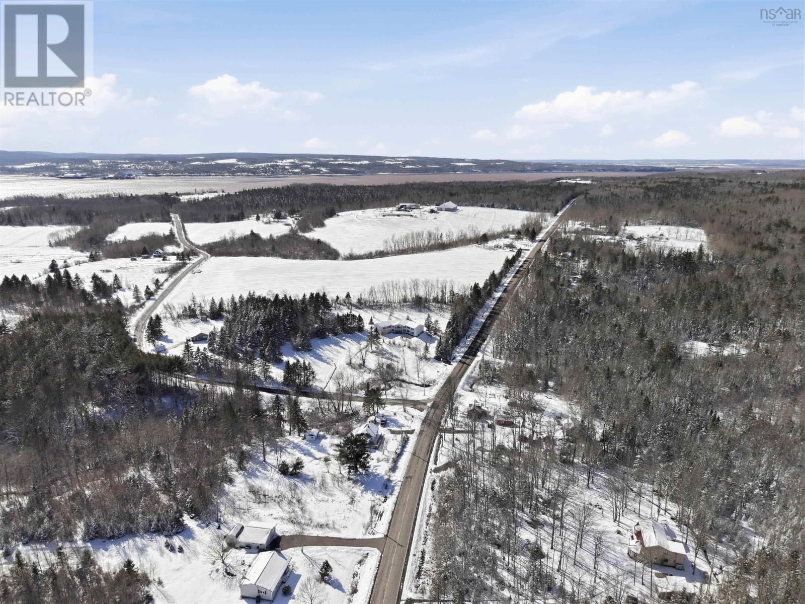 Property 25 of 30 of 4189 Highway 215