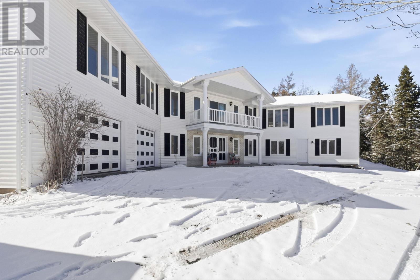 Property 3 of 30 of 4189 Highway 215