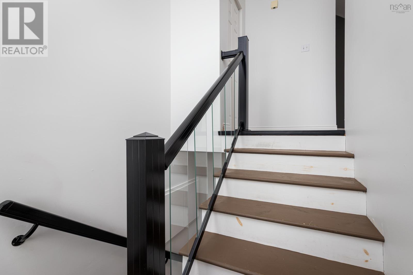 Property 9 of 22 of 3 Hemlock Drive