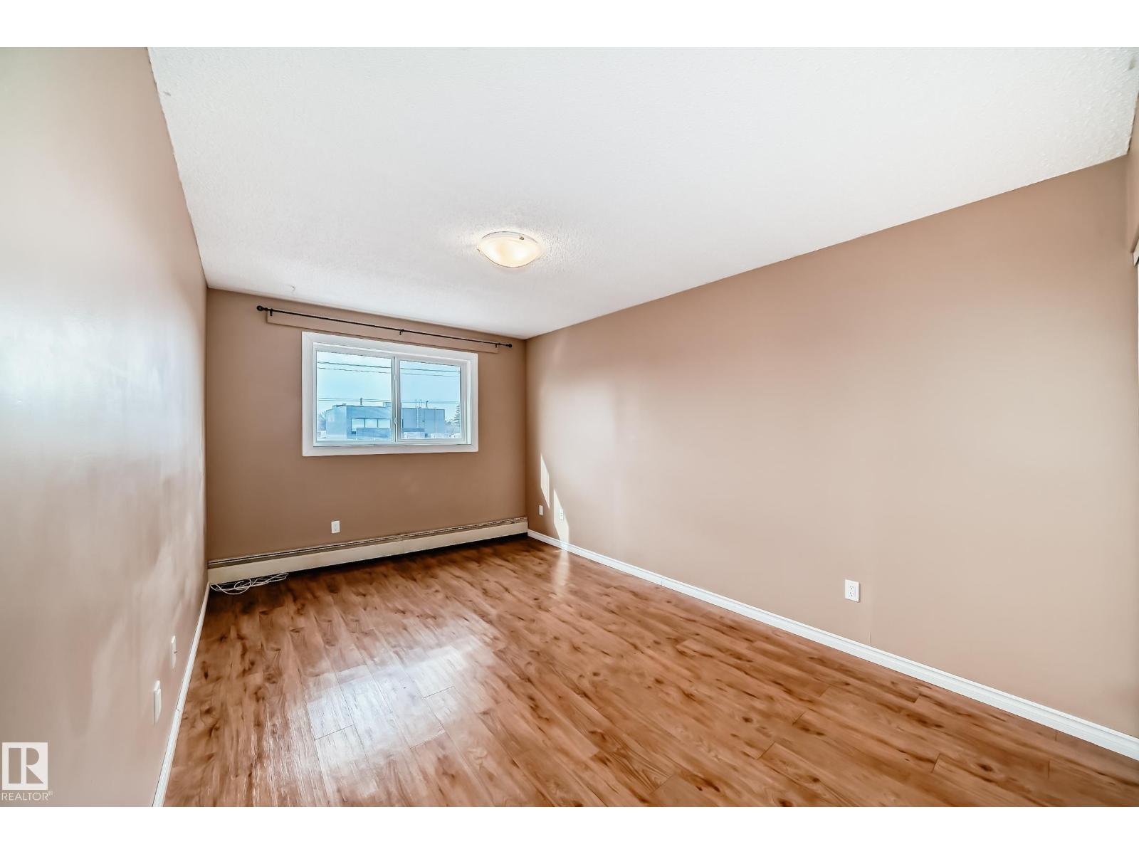 #403 10624 123 ST NW - 17
