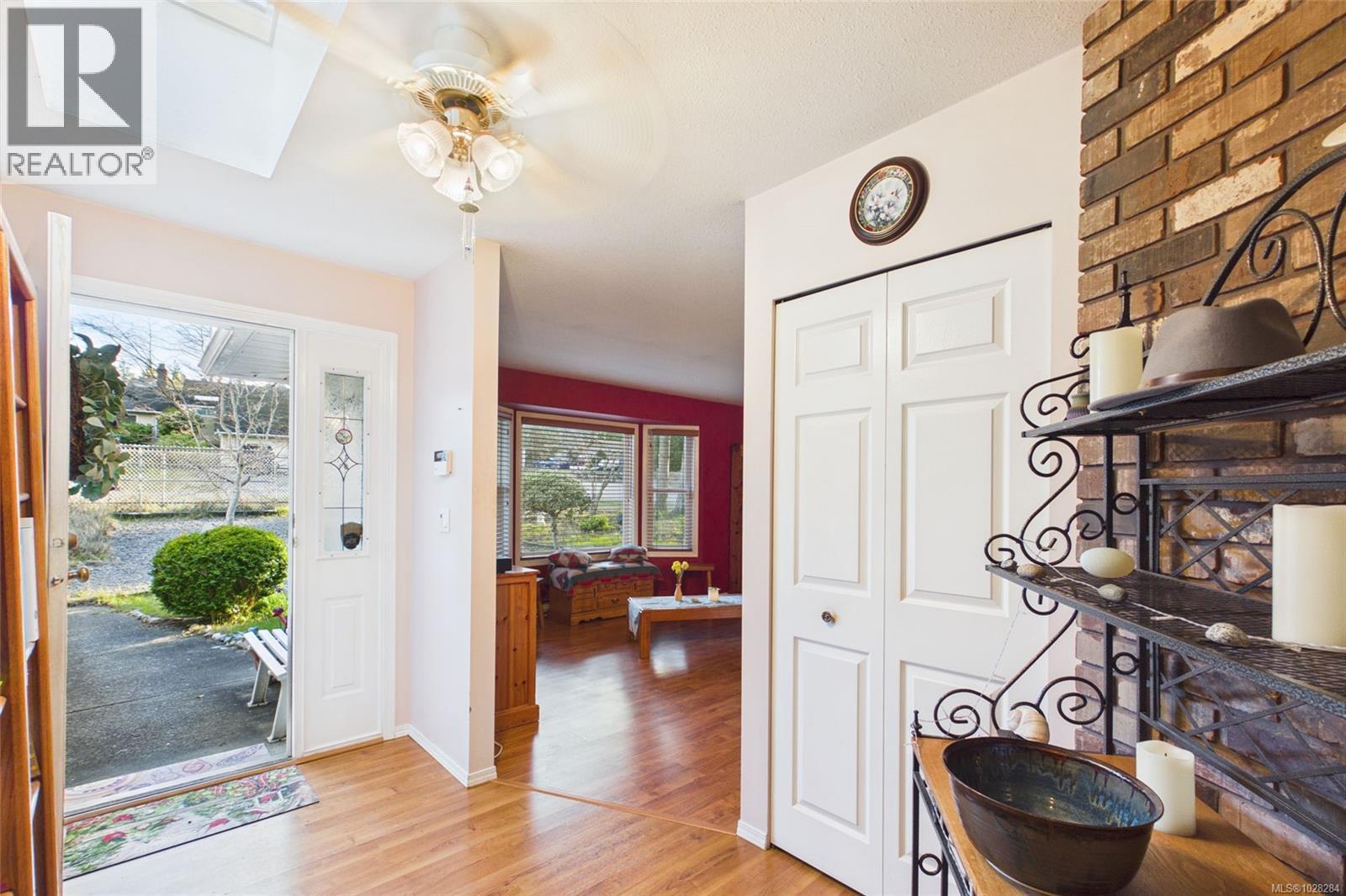 227 Thetis Ave, Qualicum Beach