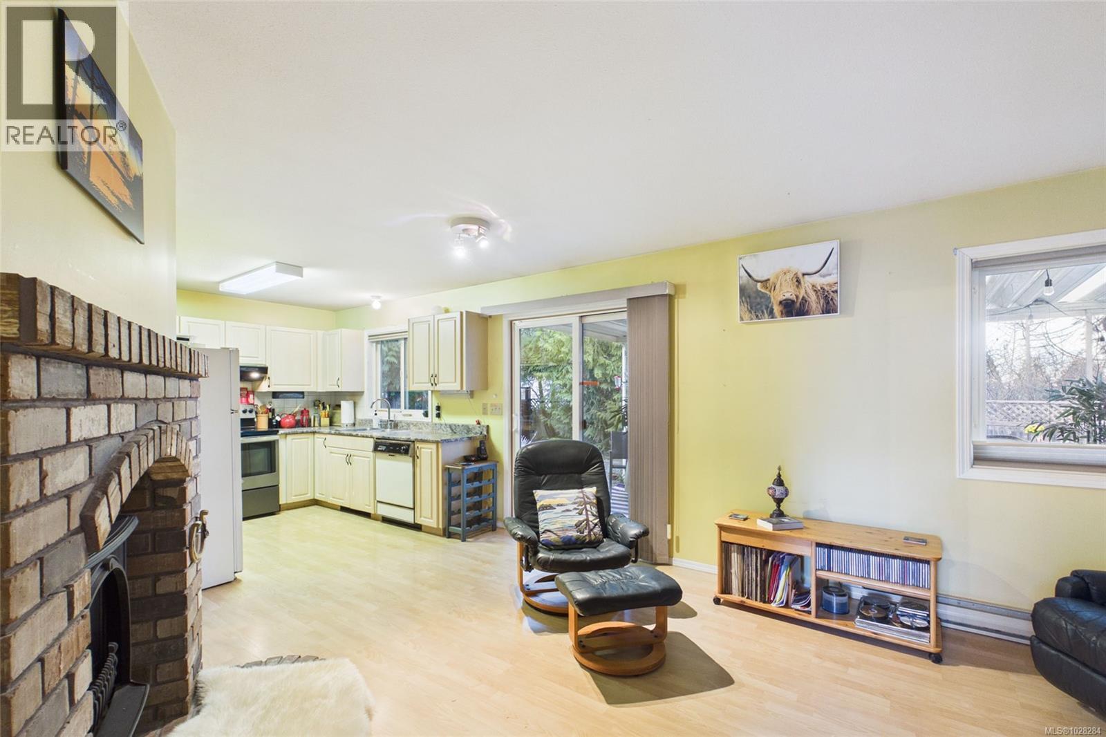 227 Thetis Ave, Qualicum Beach