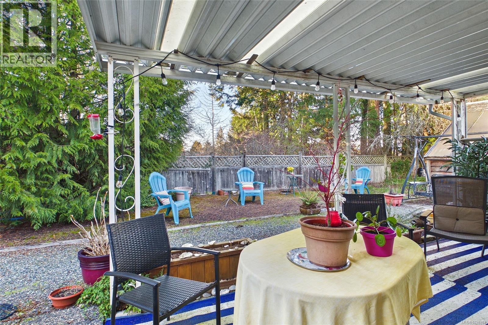 227 Thetis Ave, Qualicum Beach