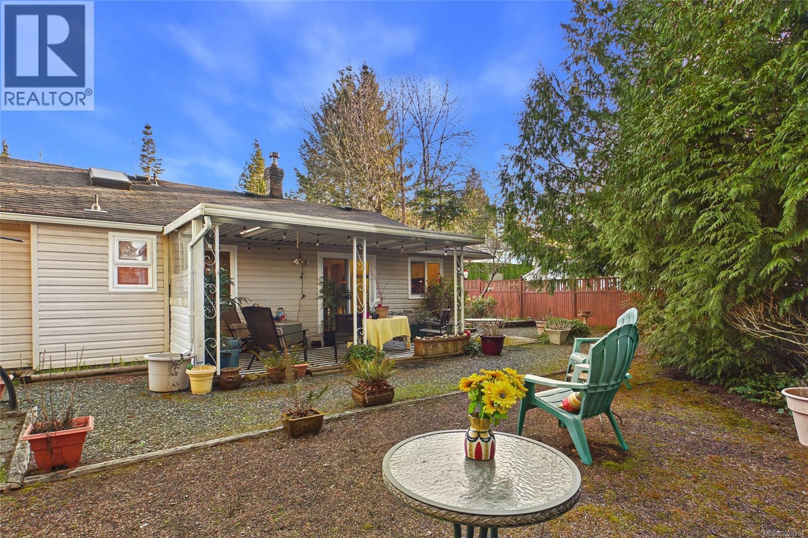 227 Thetis Ave, Qualicum Beach