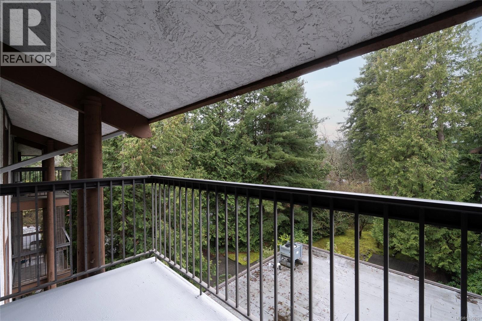 #408 1005 MCKENZIE AVE - 24