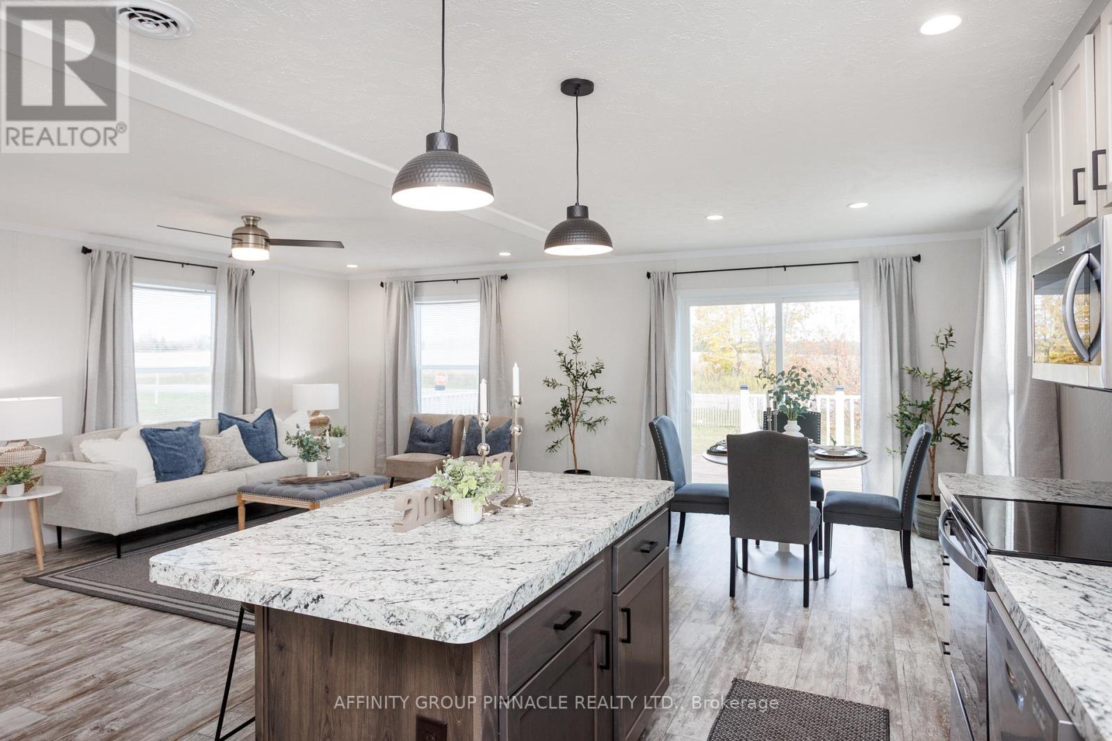 1 VISTA DRIVE - 20