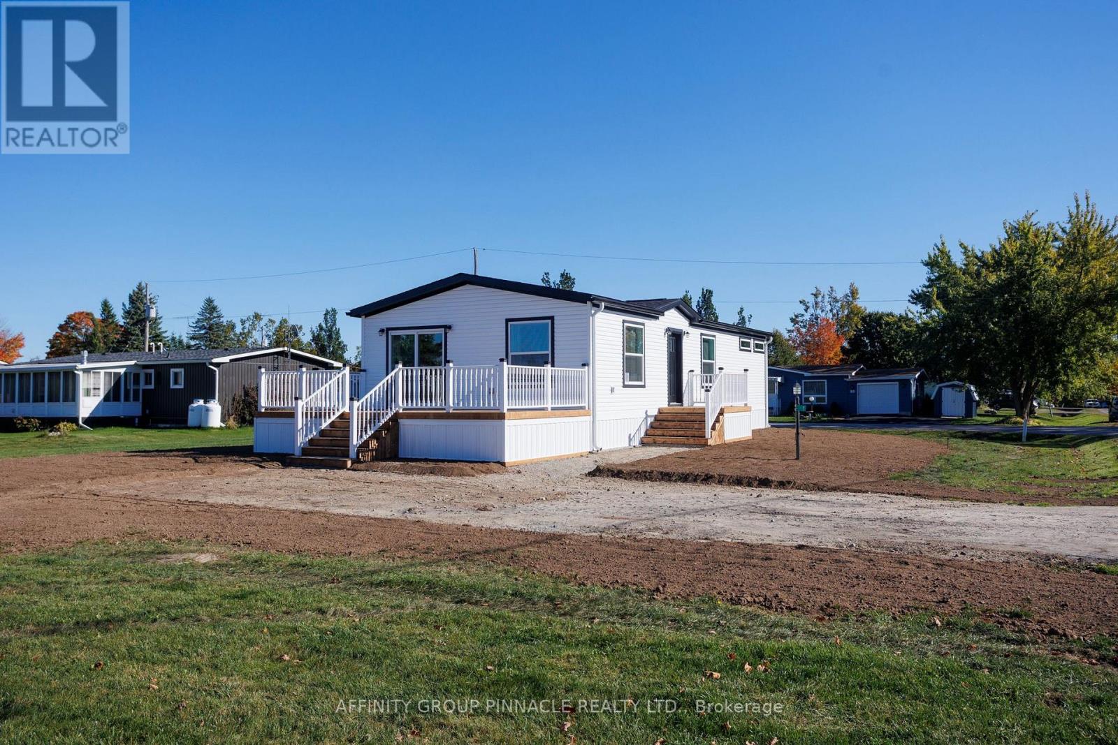 1 VISTA DRIVE - 45