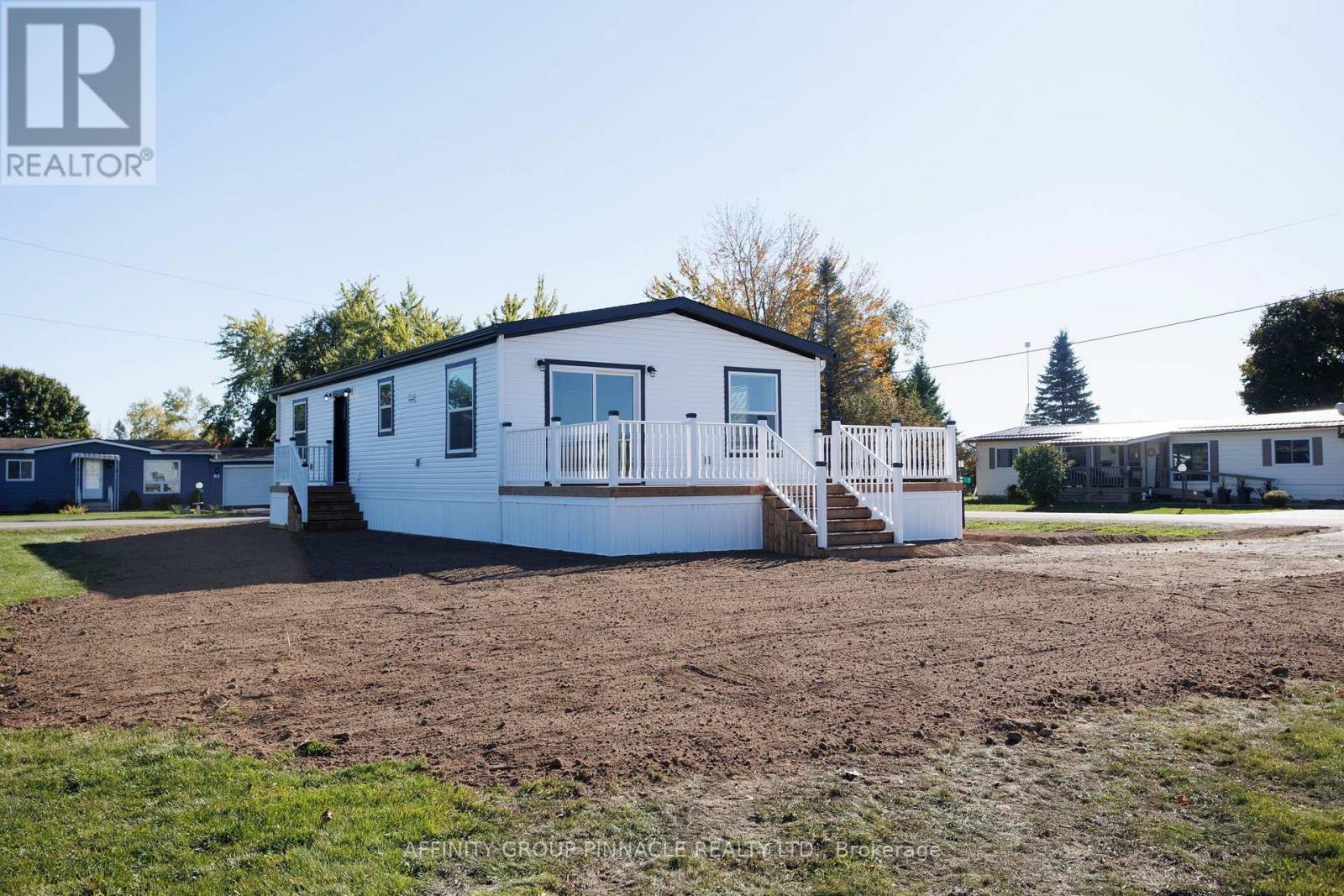1 VISTA DRIVE - 7