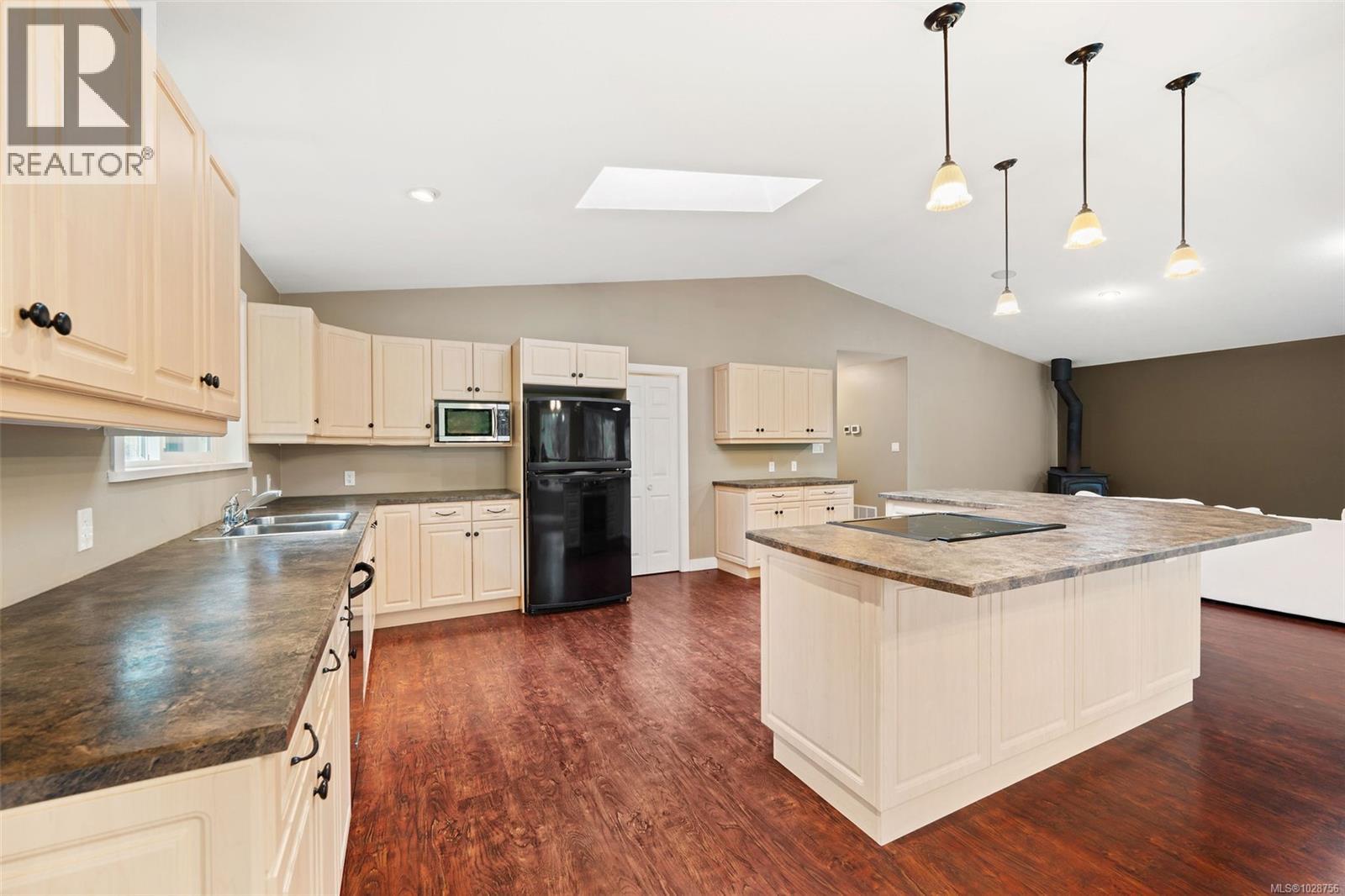 1890 PIERCE WAY - 11