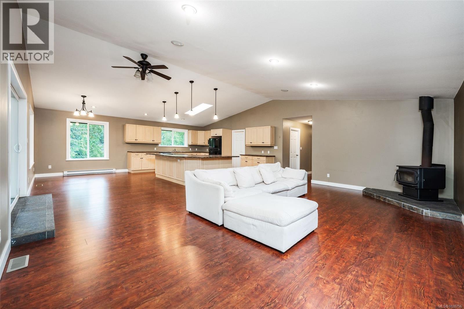 1890 PIERCE WAY - 17