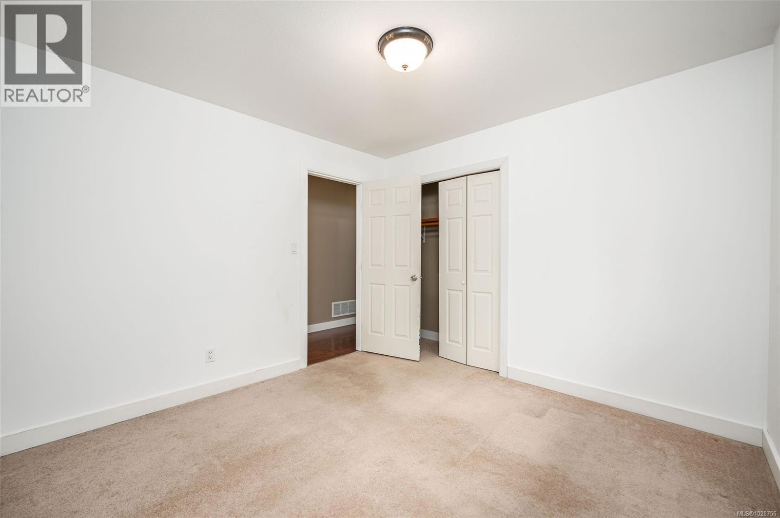 1890 PIERCE WAY - 29