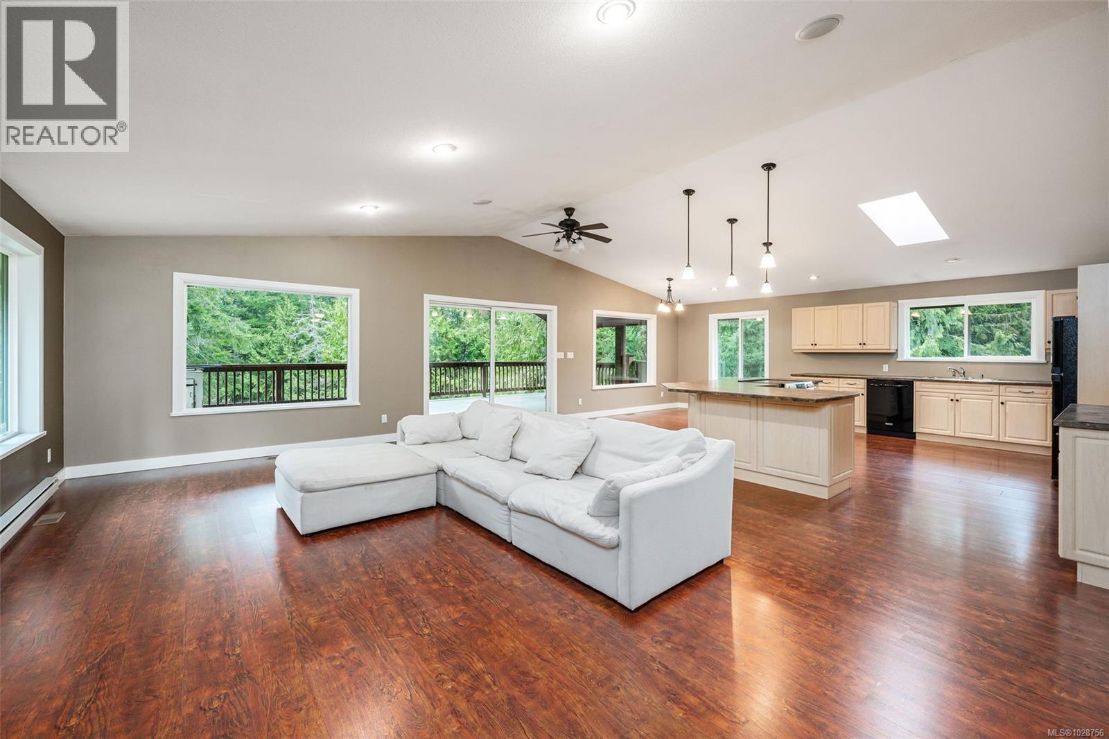 1890 PIERCE WAY - 18