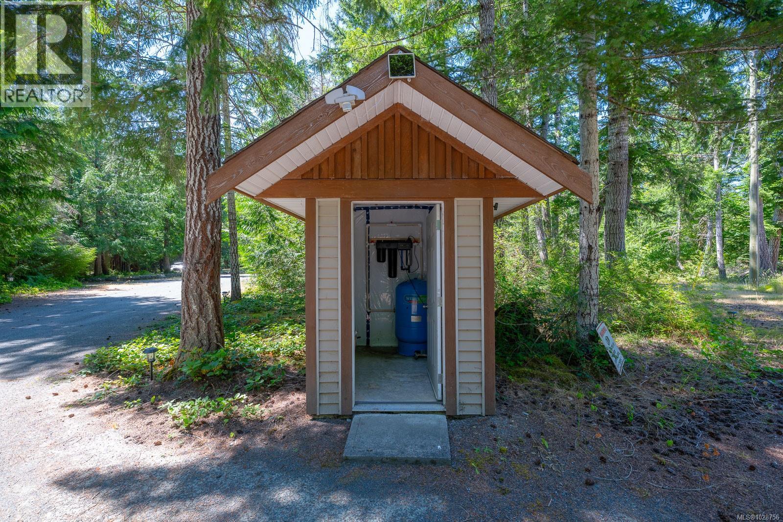 1890 PIERCE WAY - 52