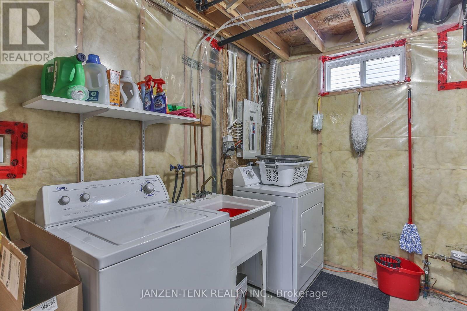 3-bedroom home for sale at 25 HERFORD STREET, Tillsonburg ON · photo 21 of 26