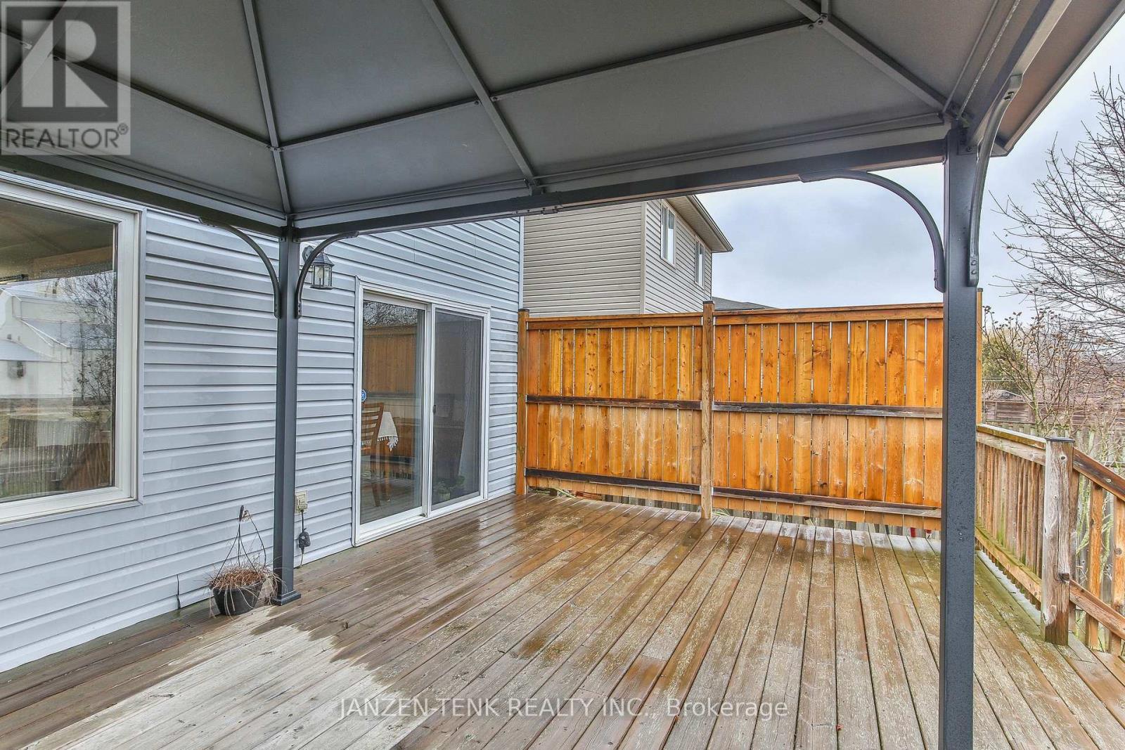 3-bedroom home for sale at 25 HERFORD STREET, Tillsonburg ON · photo 22 of 26