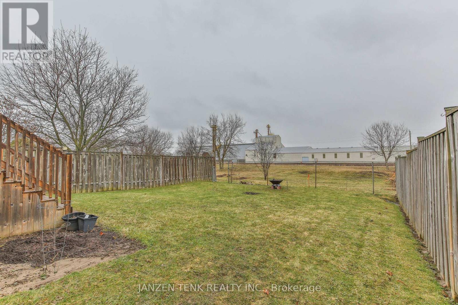3-bedroom home for sale at 25 HERFORD STREET, Tillsonburg ON · photo 25 of 26