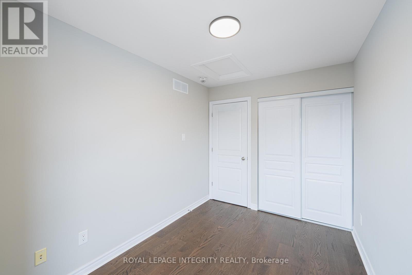 Bedroom 2 - Third Floor