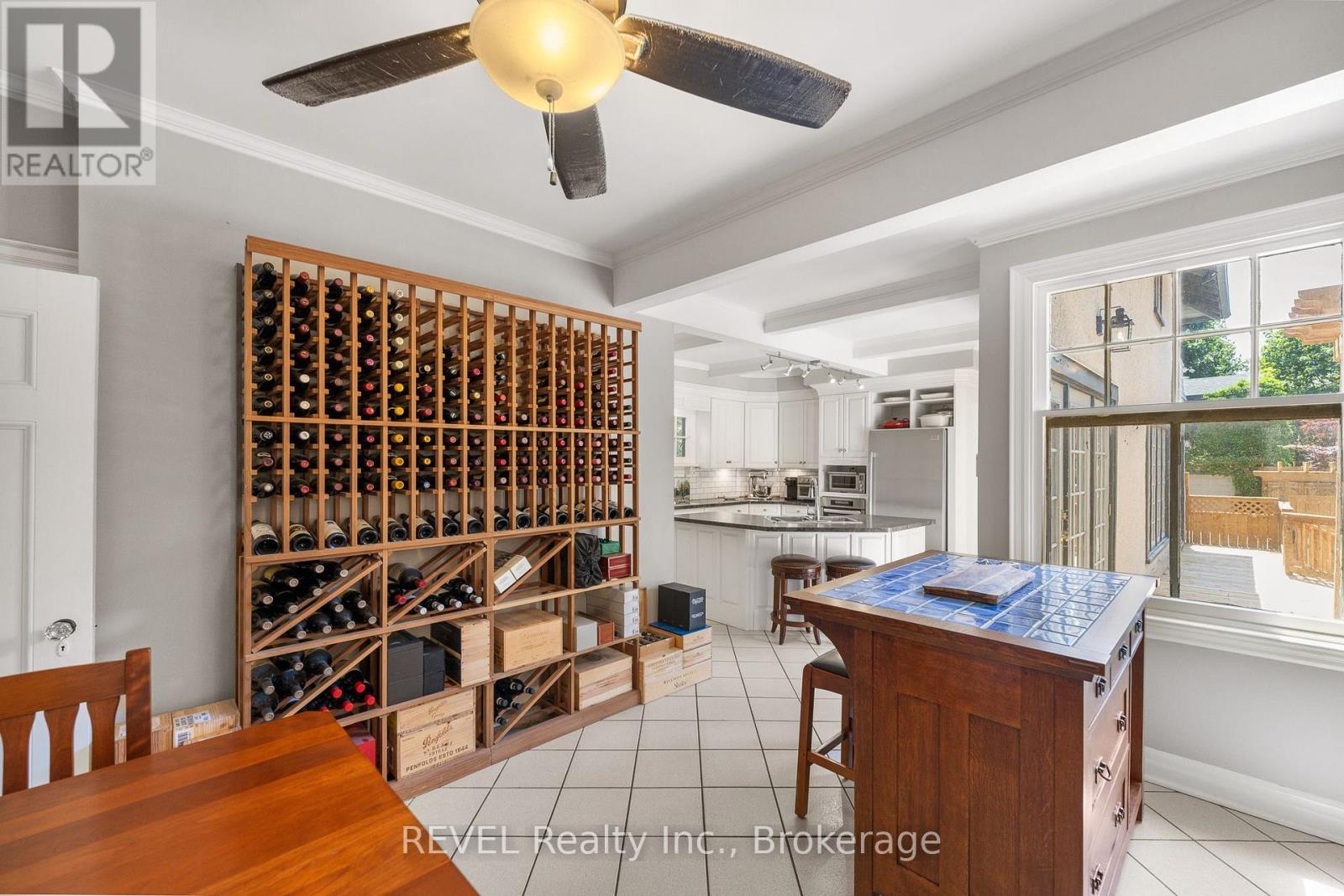 166 QUEEN STREET - 18