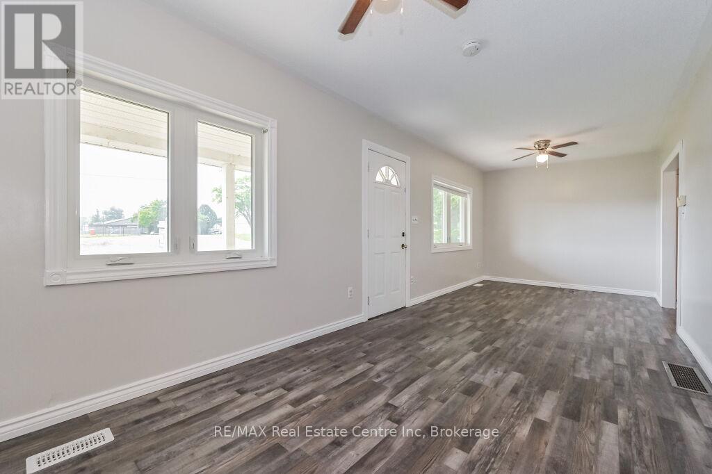353 WELLINGTON STREET E - 5