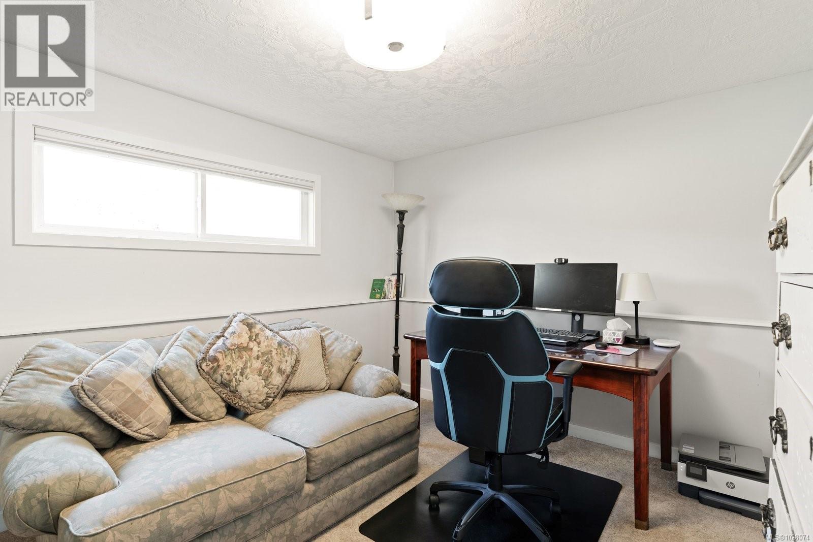 4125 DOUGLAS ST - 24