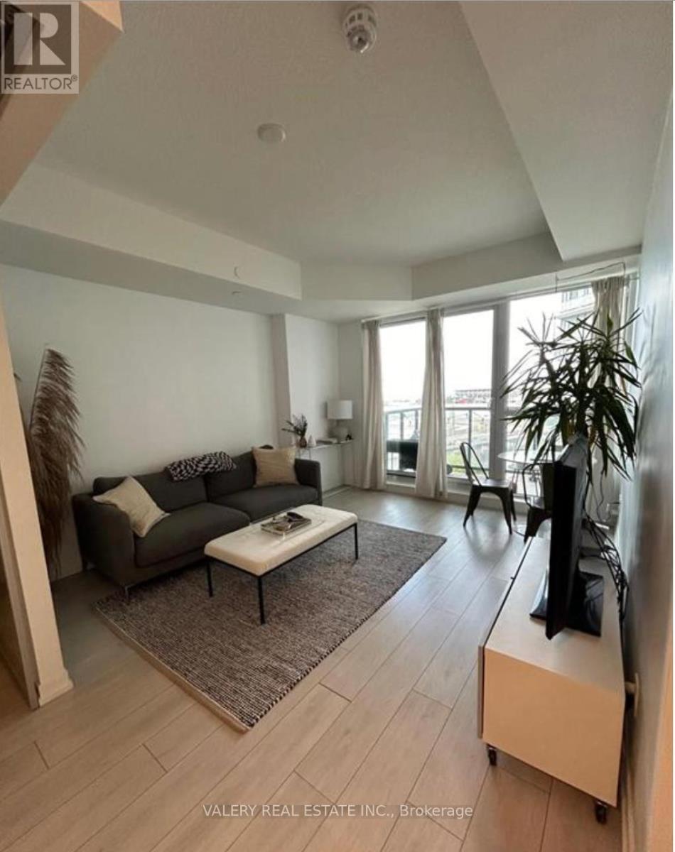 1106 - 49 EAST LIBERTY STREET