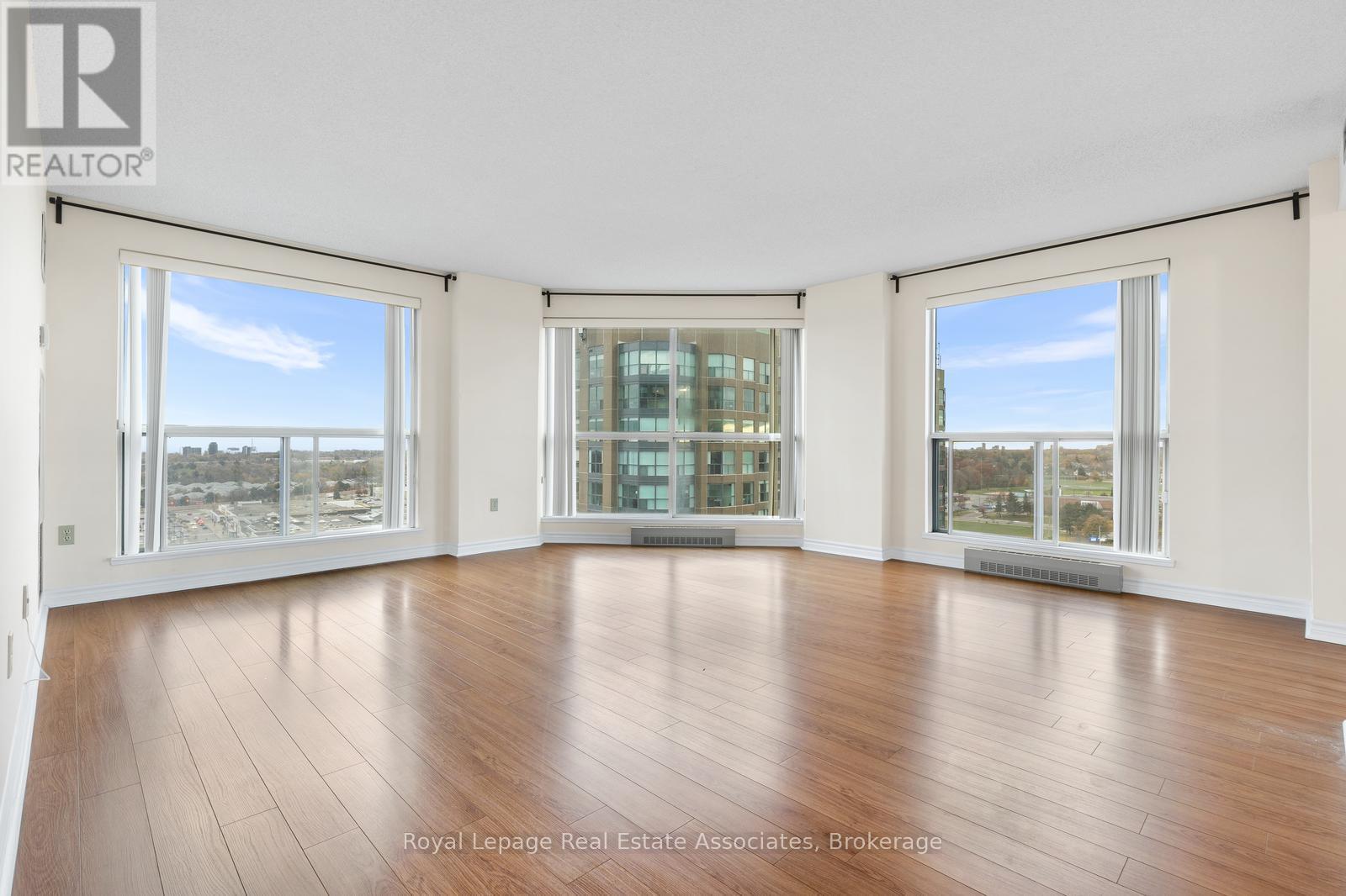 #1604 2155 BURNHAMTHORPE ROAD W - 4