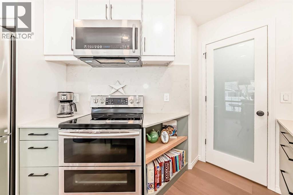 Single Family House for Sale in  Sierra Morena Gardens SW Signal Hill Calgary 