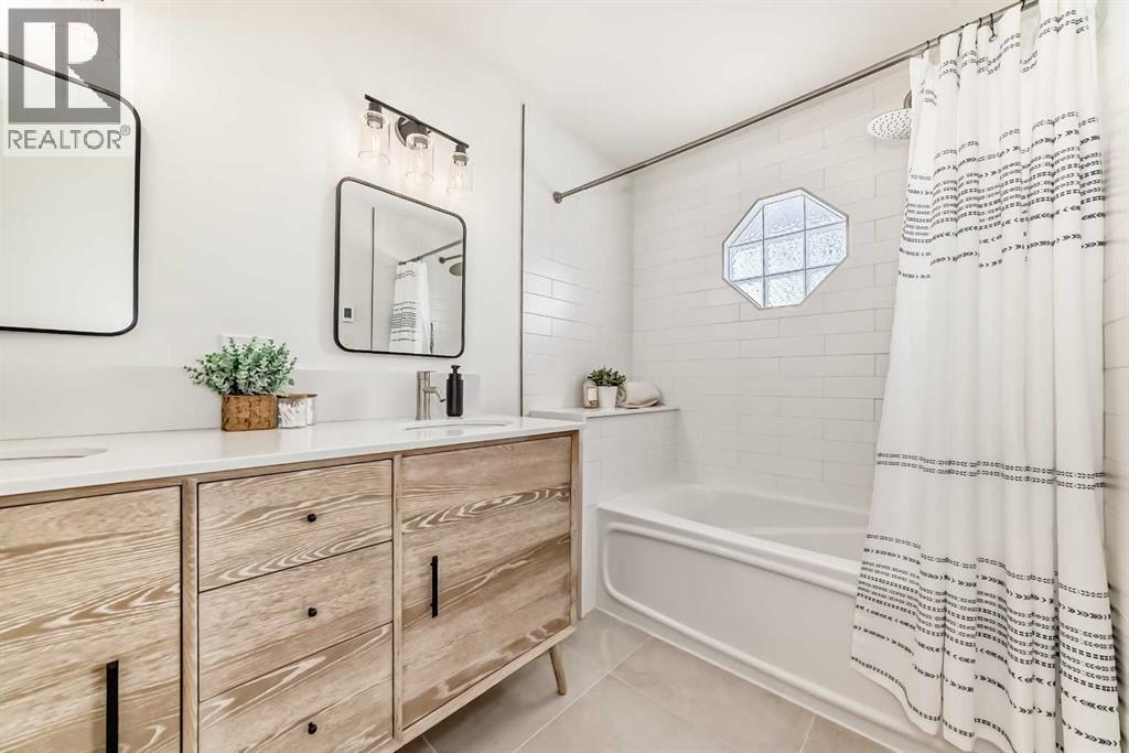 Single Family House for Sale in  Sierra Morena Gardens SW Signal Hill Calgary 